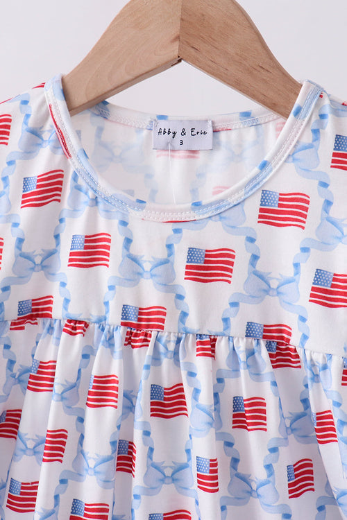 Blue flag print ruffle shorts set